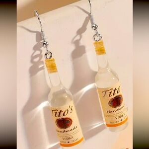 Resin Wine Bottle Earrings - Perfect for Parties and Gifts - Summer Fun